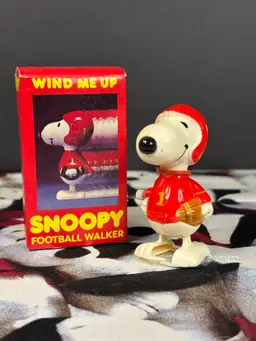 Snoopy Football Windup Walker