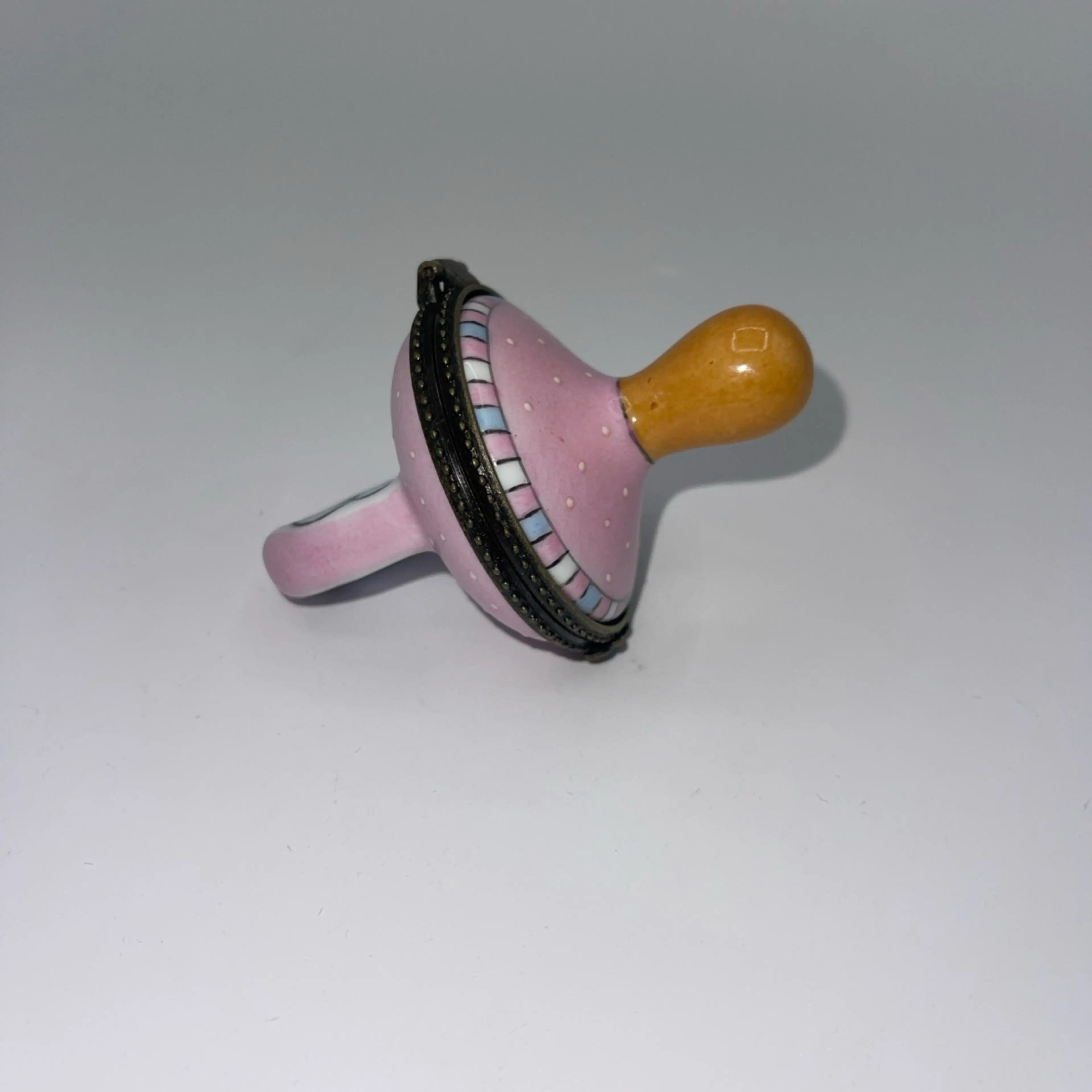 Image 2 of 5