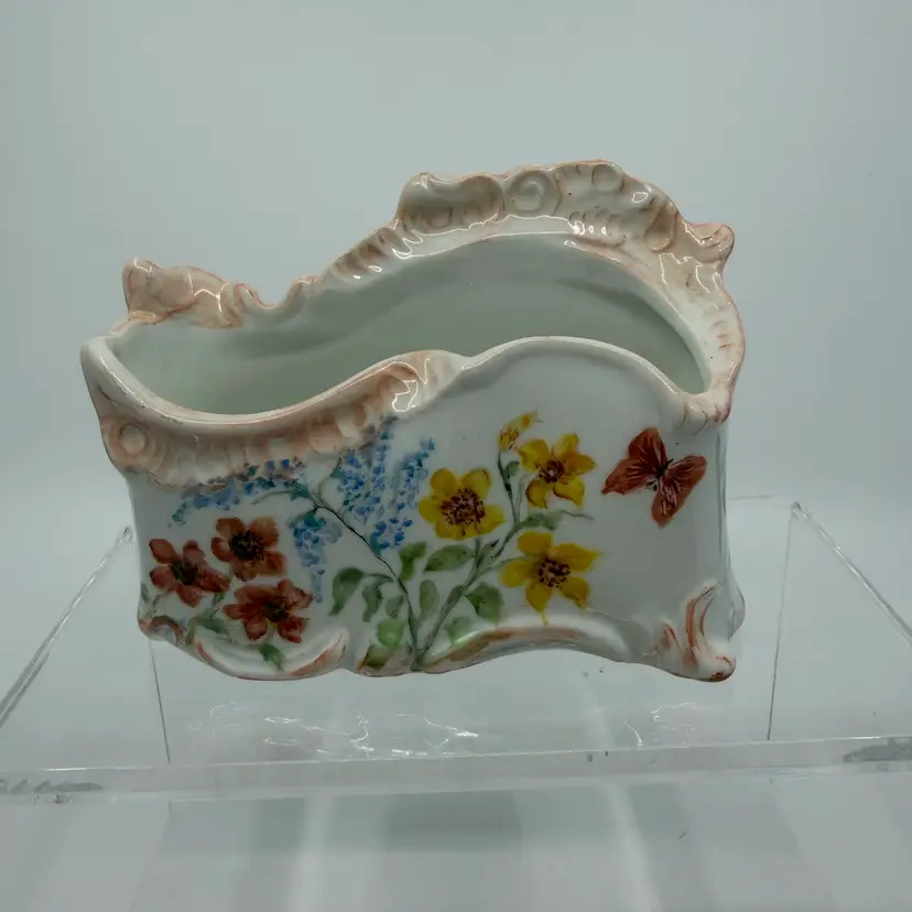 Vintage ceramic planter/letter/desk Pen holder marked "Regina” Floral Butterfly