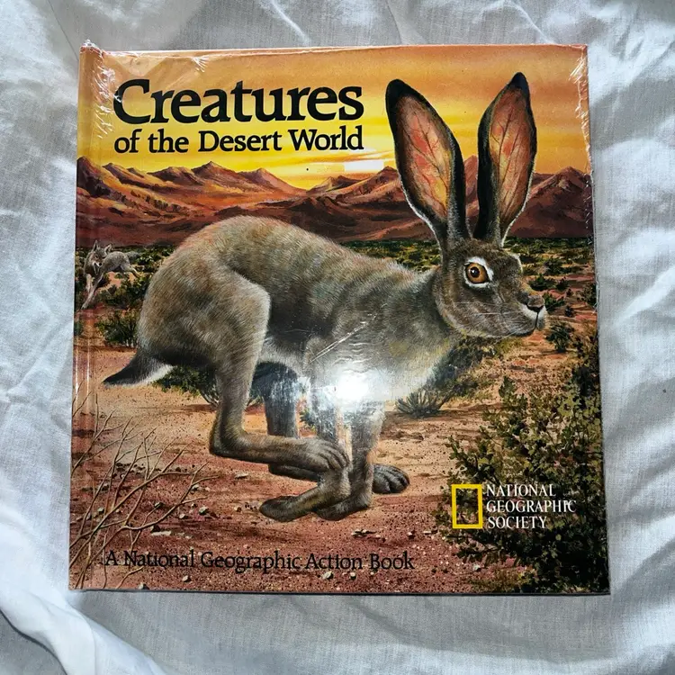 Creatures Of The Desert World Pop-up Book