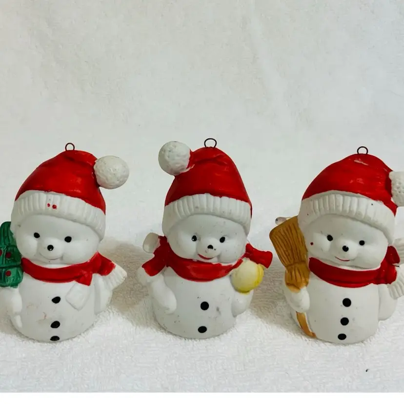 Vintage Lot Of 3 Small Bisque Porcelain Christmas Ornaments Made In Taiwan