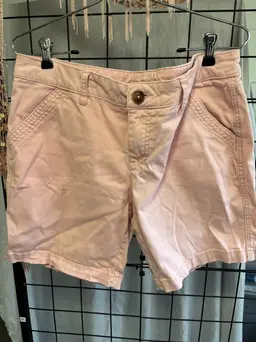 Maurice Ladies sz 11/12 pink shorts