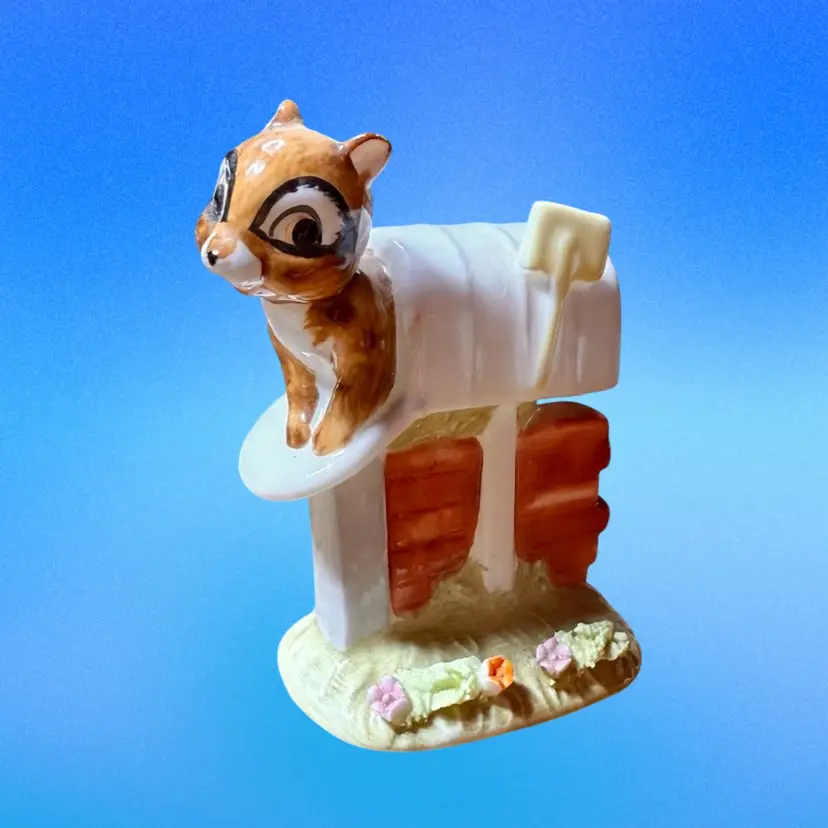 1976 Maruri Enesco Bone China Chipmunk Figurine