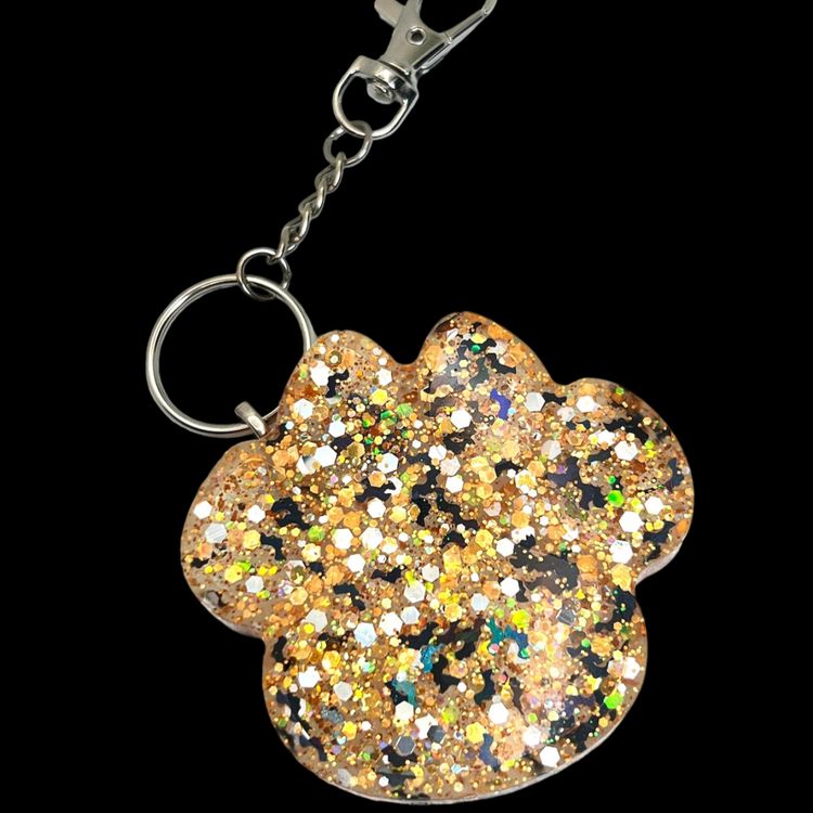 Dog Paw Orange Glitter Halloween 🎃 🦇 Keychain Bag Clip. Handmade By Me 🫶. 6" overall length.