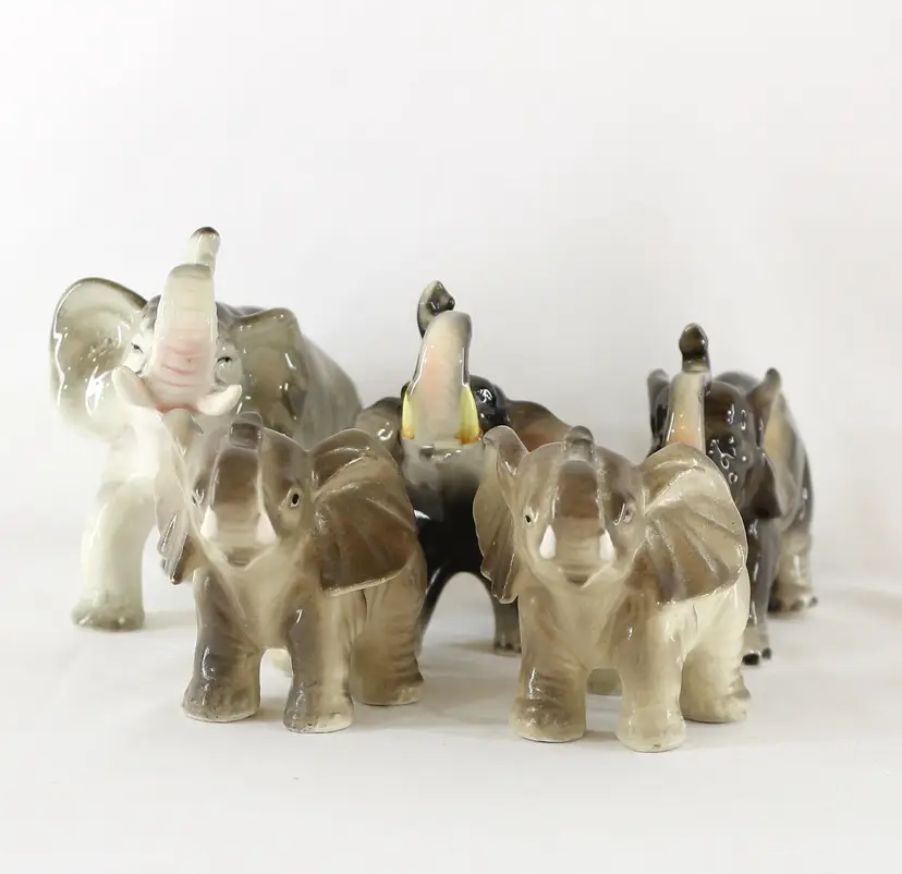 Vintage Ceramic Elephant Figurine  Herd Japan Instant Collection  Lot of 5 (A)