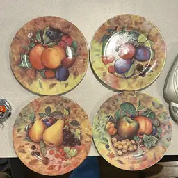34 Email De Limoges 4 Salad/dessert Plates