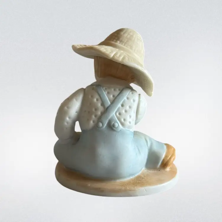 Vintage Circle of Friends Figurine