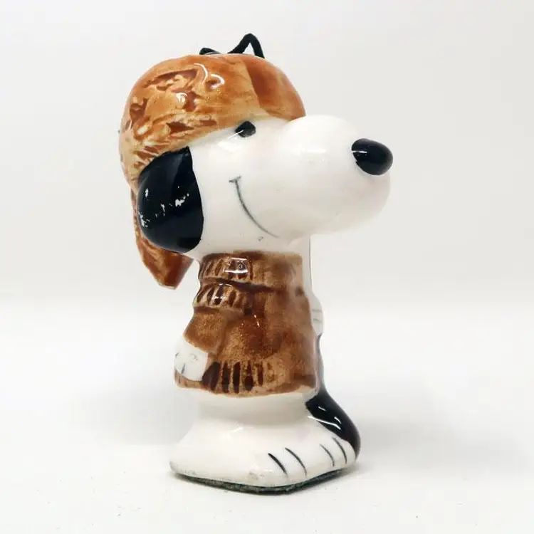 Snoopy Daniel Boone Ceramic Ornament - Peanuts