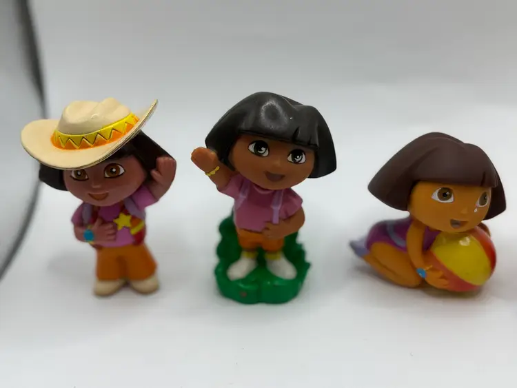 12 Assorted Dora the Explorer Figures Toys