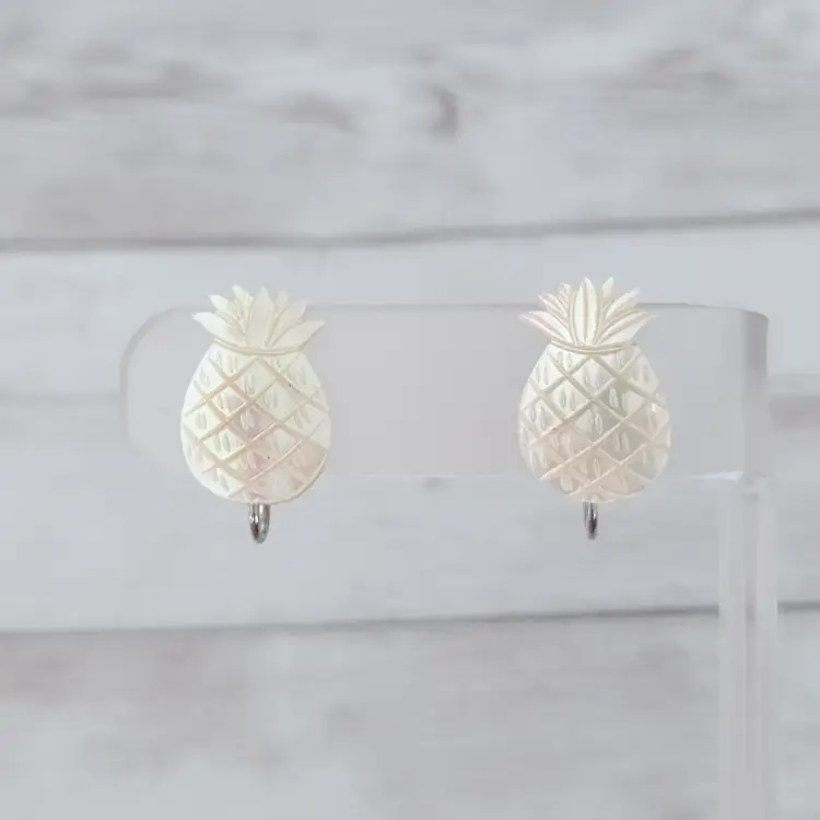 Vintage Screw On Earrings Cream Pineapple with Slight Iridescence