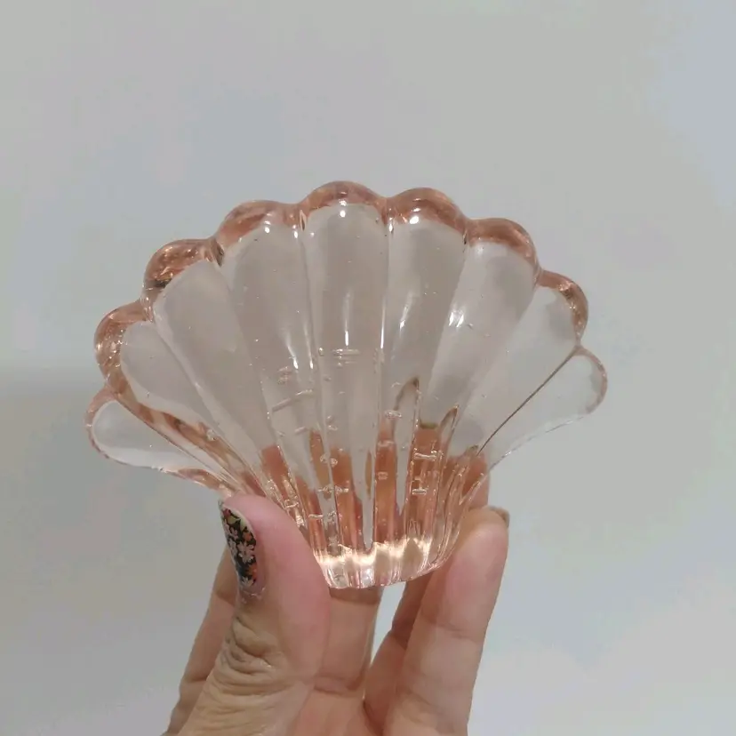 Art Glass Sea Pink Shell Paperweight Decorative Ocean Beach