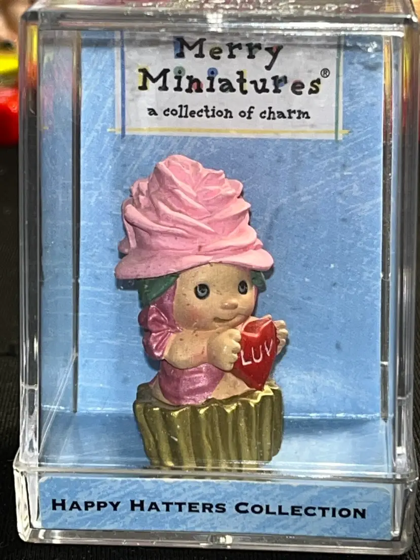 2000 Rosie Chapeauzie Hallmark Merry Miniature In Case