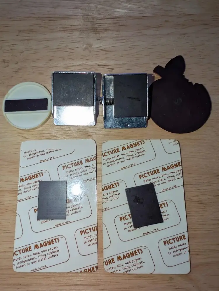 VINTAGE REFRIGERATOR FRIDGE MAGNET LOT OF 6 ASSORTED MAGNETS