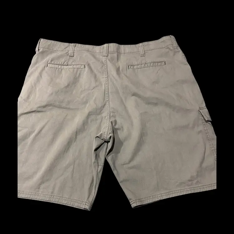 Wrangler Men’s Relaxed Fit Cargo Shorts Kangaroo Size 42 Army Green