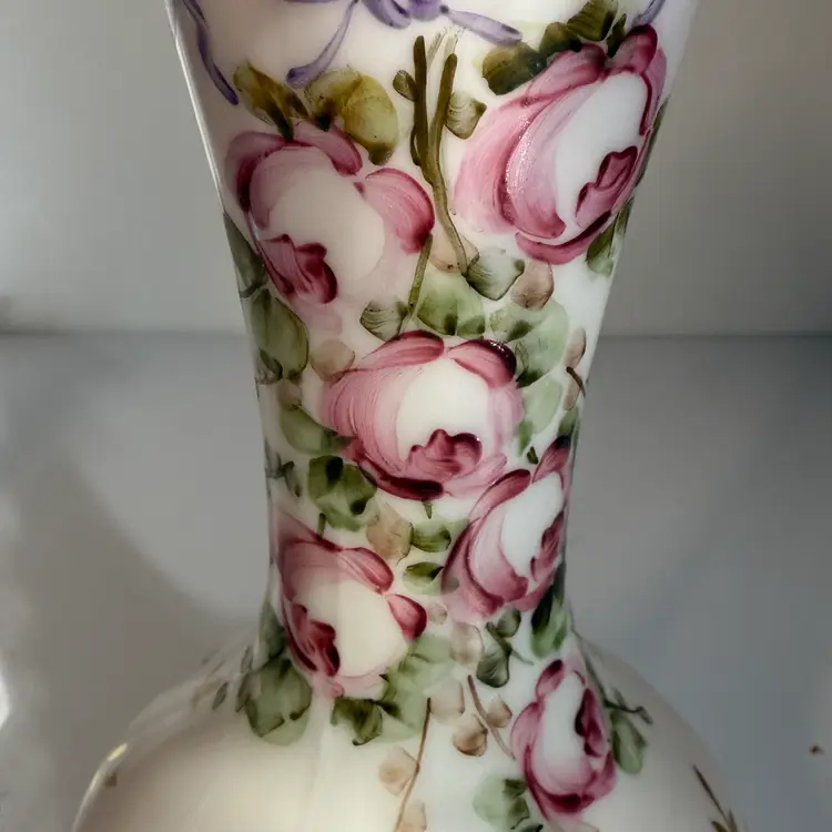 Fenton Peach Crest Charleton Ruffle Edge Vase 8” 1940s