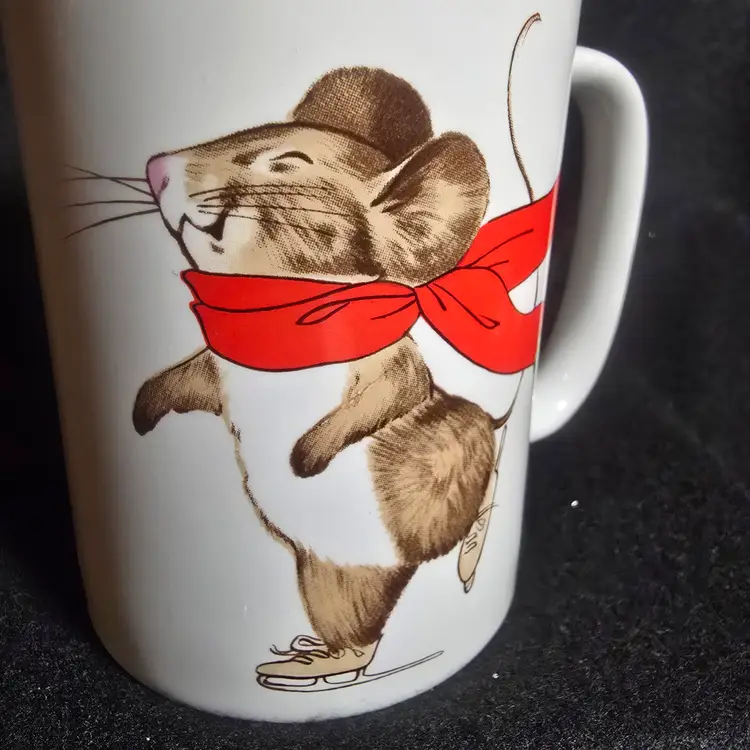 Vintage Otagiri Japan Ice Skating Mouse Ceramic Mug  Gibson Greetings