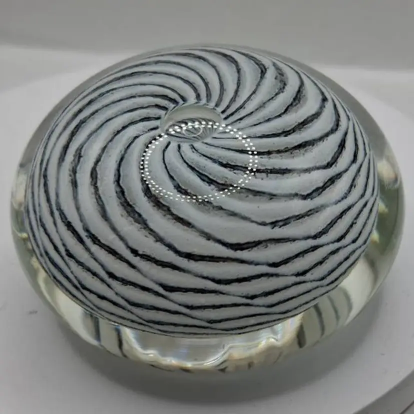 Vintage RARE 1990 Handblown H.J. Yarrito Spiral Black & White Spiral Art Glass Paperweight