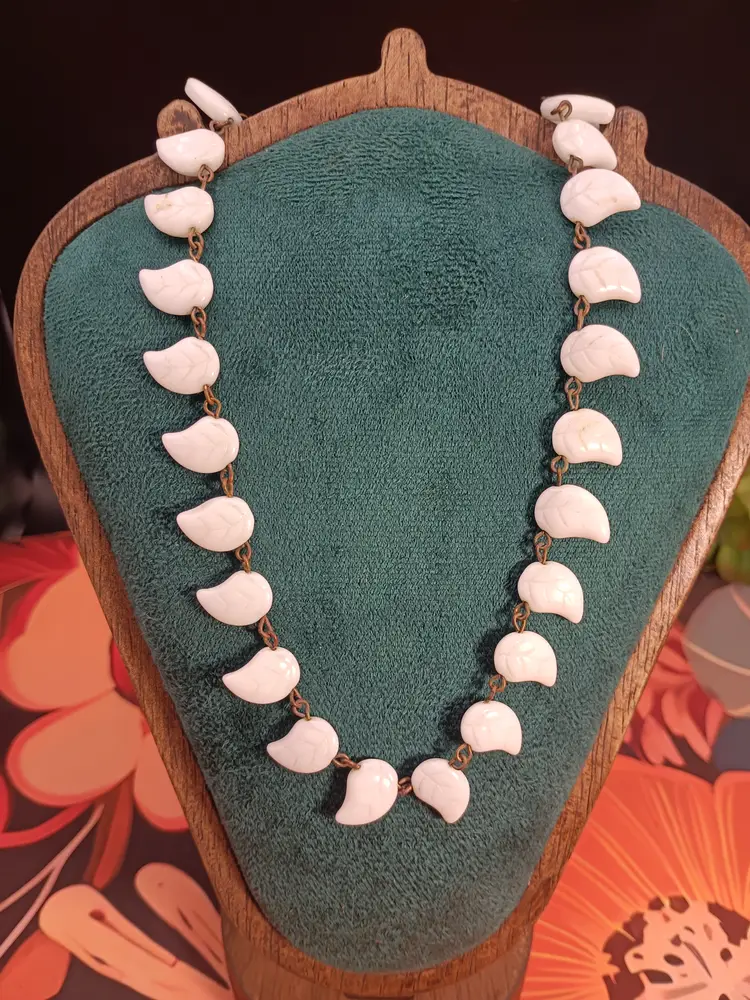 Vintage Czech Milk Glass Leaf Necklace.