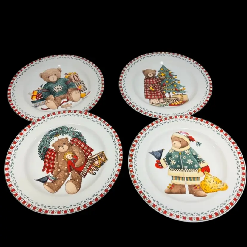Sakura- 1998- Christmas Bears by Debbie Mumm- 8” Plates- Set Of 4 Different Bears