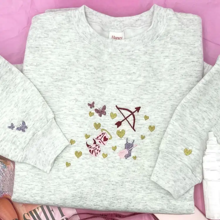 Embroidered Lover Crewneck