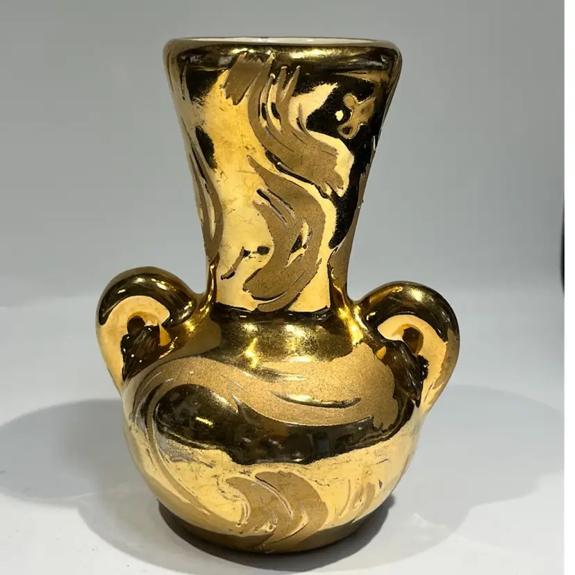 Vase-Weeping Gold- Double Handled- 5” Tall