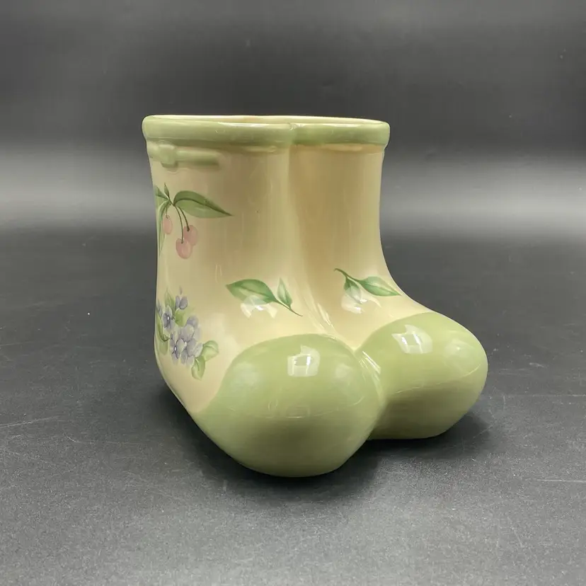 Pfaltzgraff Garden Party Boots Planter Rainboots Vintage Floral Pattern