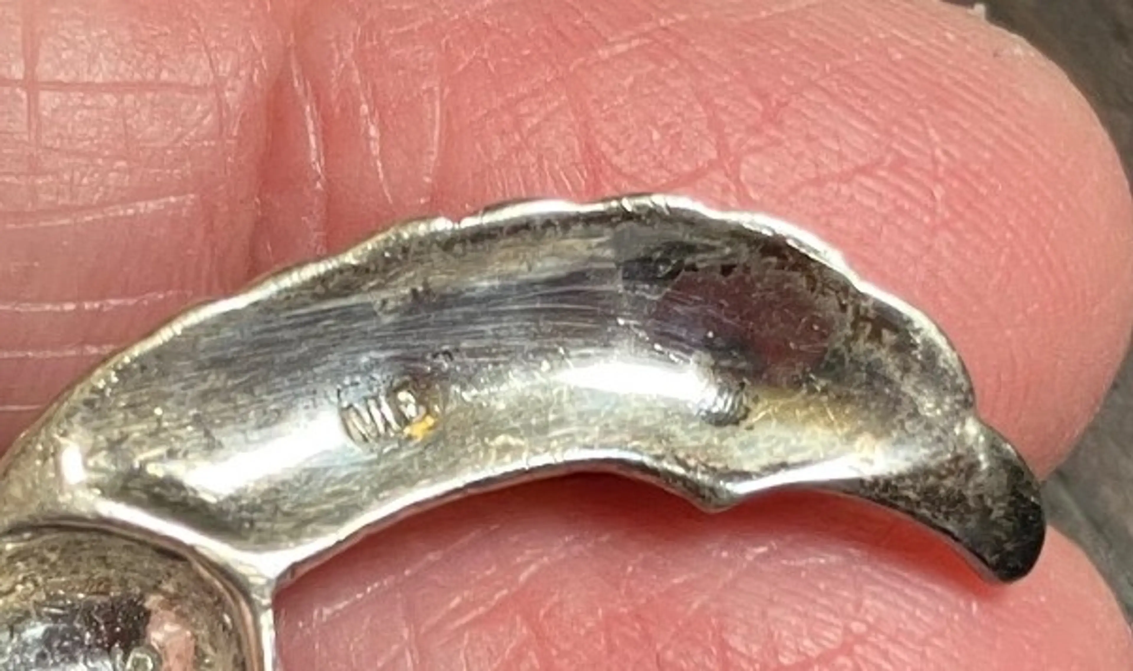 Image 4 of 6