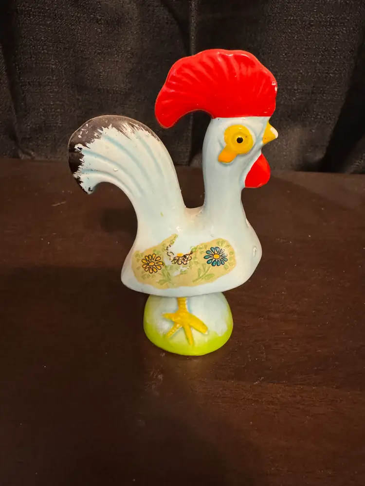 Vintage Single Chicken Shaker