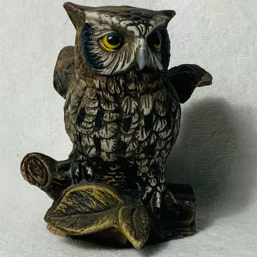 Vintage 1980s Ceramic Barn Owl Figurine Or Sculpture With Makers Mark Homco 1114