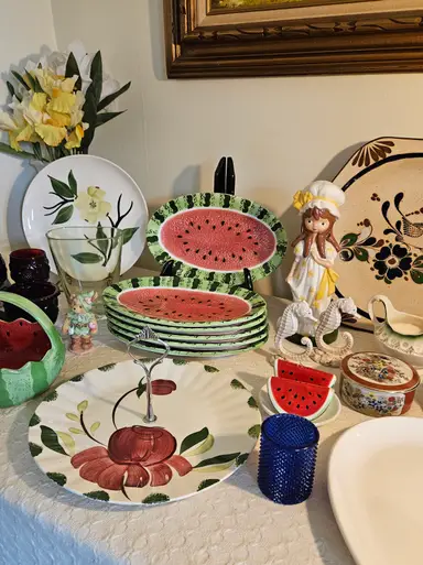 It's Friday Night! ✨️ Vintage Variety ✨️ Late Night