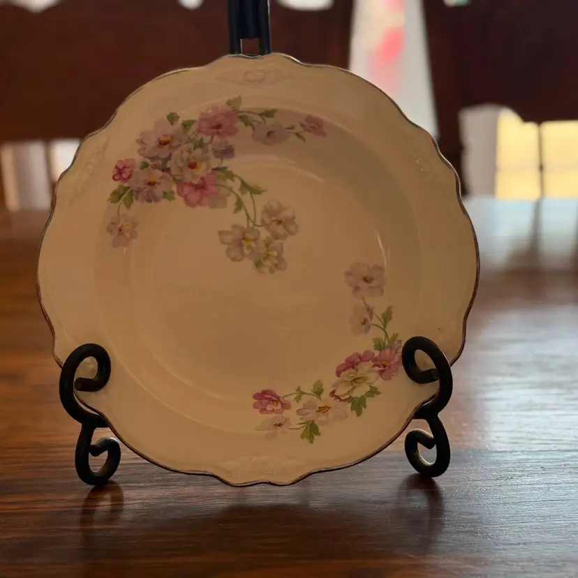 Vintage Homer Laughlin Virginia Rose 8" Floral Bowl – Scalloped Edge – Pink & Purple Flowers