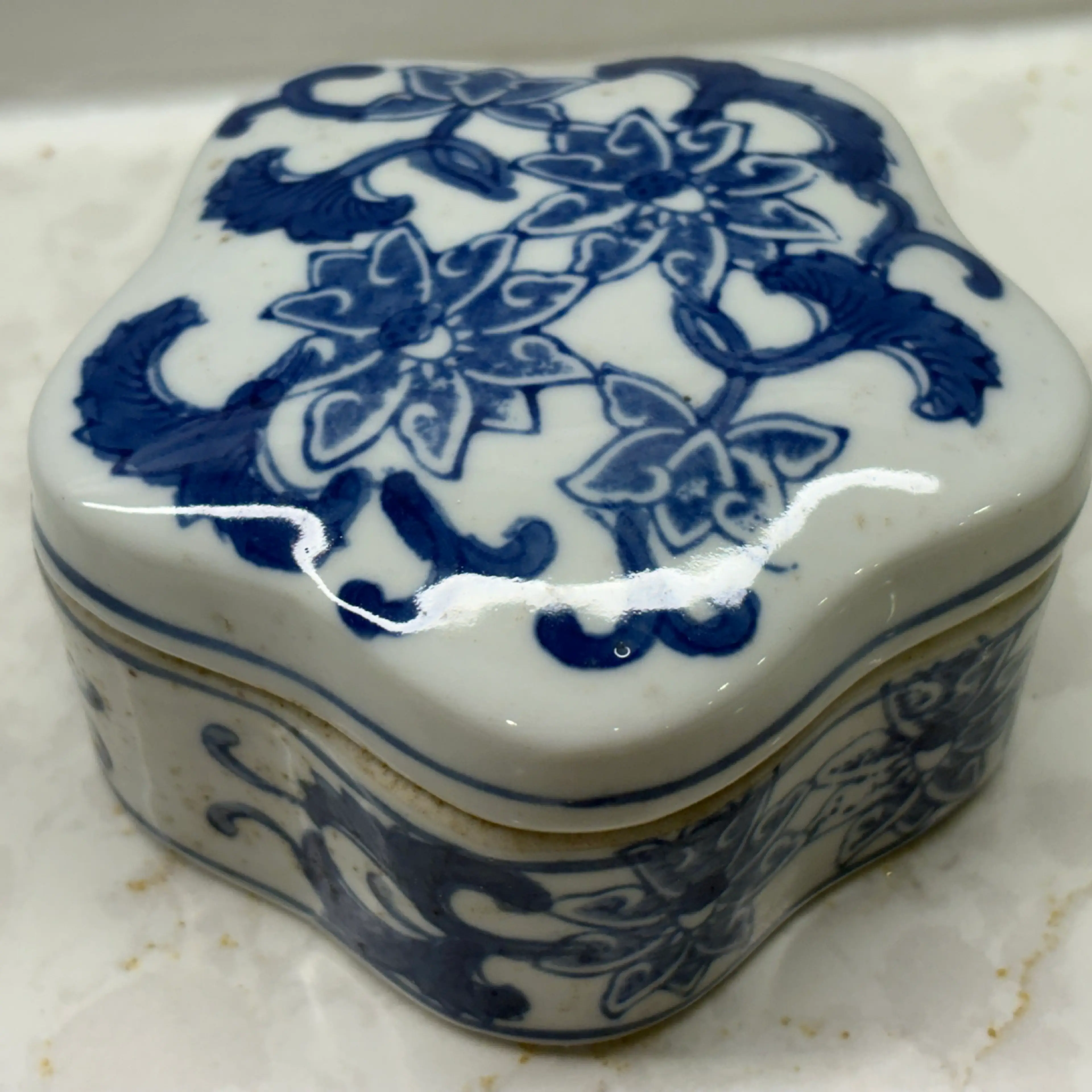 Image 1 of 6