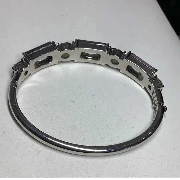 Purple Bracelet With Stones Silvertone