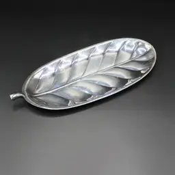 Vintage Silverplate Leaf Tray International Silver, Serving, Vanity, Jewelry
