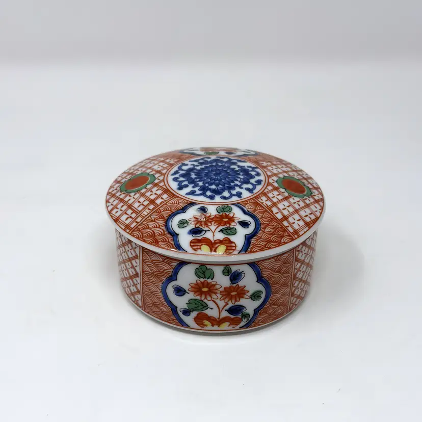 Imari Covered Trinket Dish Takahashi Vintage Japan Porcelain  (0037-26)