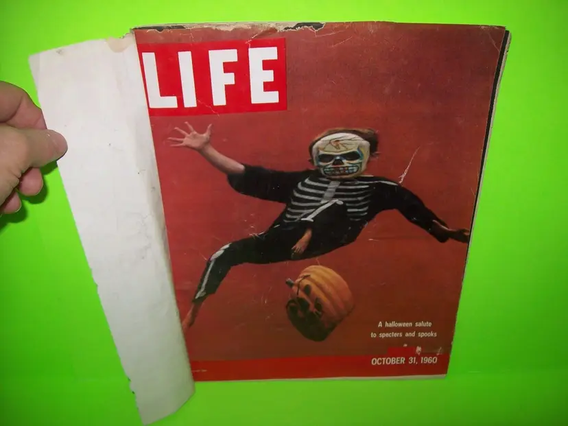 Life Magazine October 31, 1960 HALLOWEEN Cover Ghosts Goblins Skeletons Costumes