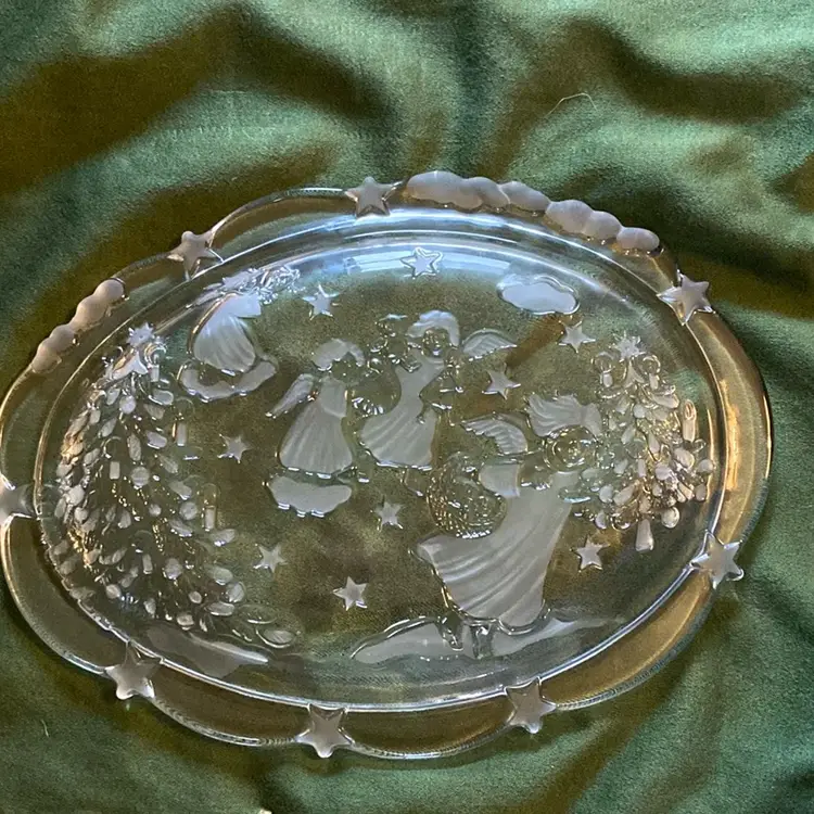 Vintage 1980’s Mikasa “Holiday Lights” Oval Crystal Clear And Frosted Sweet Dish