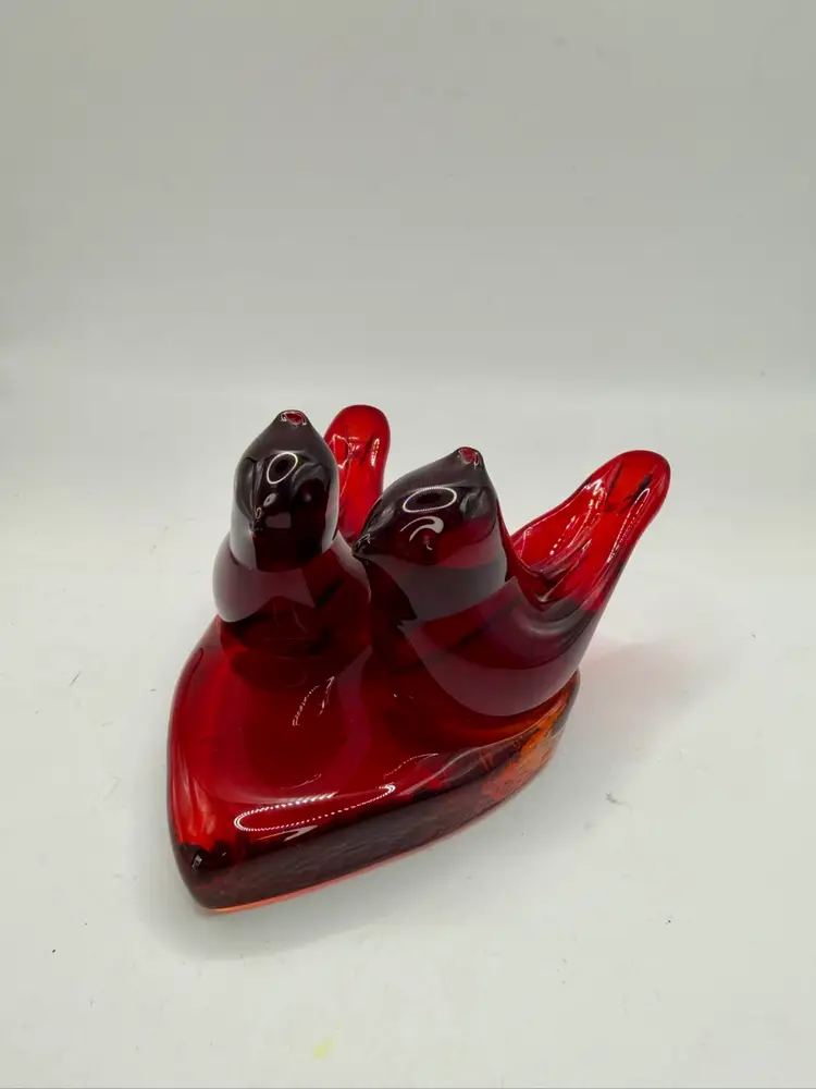Cardinals Of Love Valentines Day Cadmium Glow Signed Leo Ward 1993 Paperweight