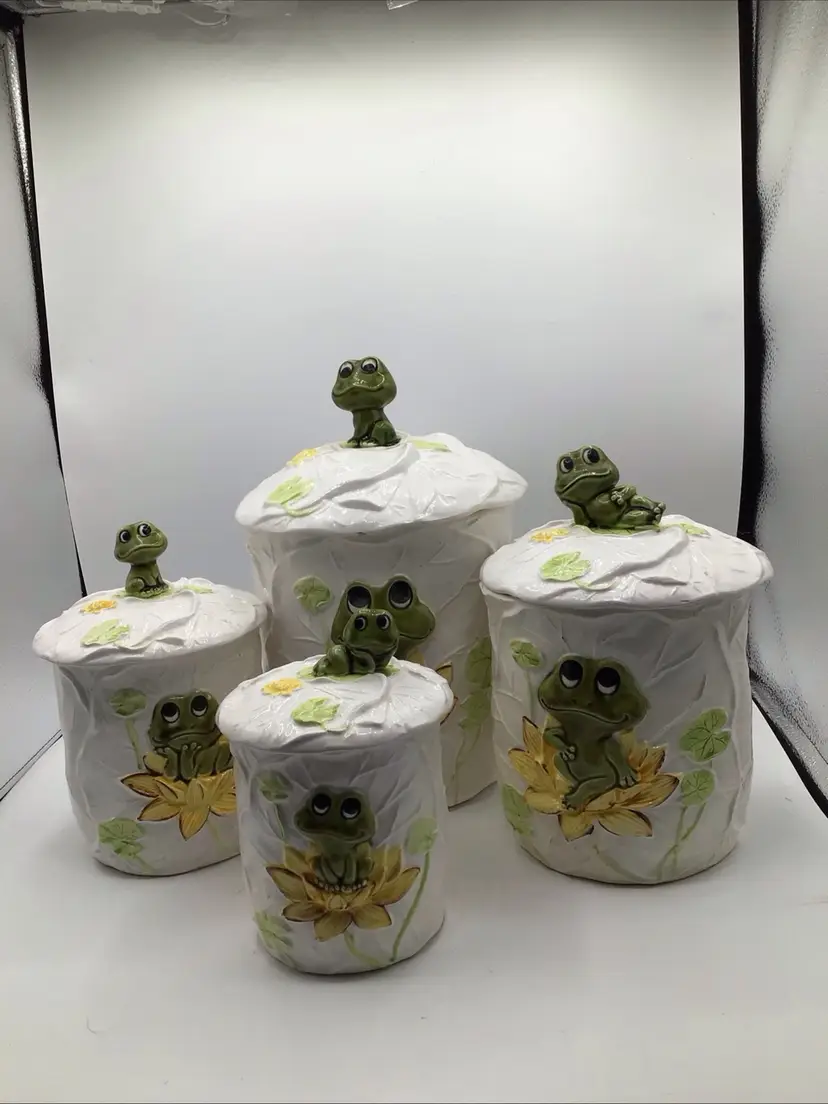 Noel The Frog Canister Set Of 4