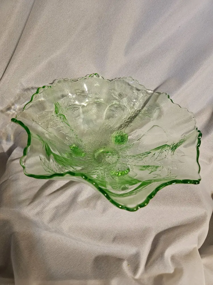 Fenton Stag & Holly Green Ruffled Edge Bowl - it Glows!