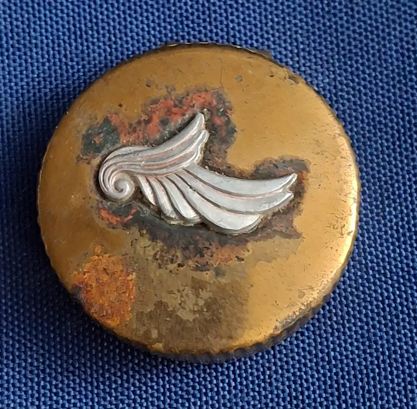 595 Vintage Bourjois Paris Compact – Wing Motif, Art Deco Style