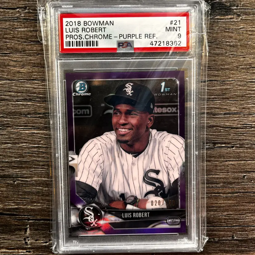 Luis Robert 2018 1st Bowman Chrome RC Purple /250 SA 9