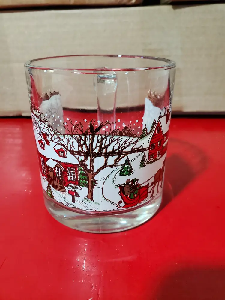 LIBBEY Glass Winter Village Clear Mug Coffee Tea Cup Horse Sleigh Snow Scene USA