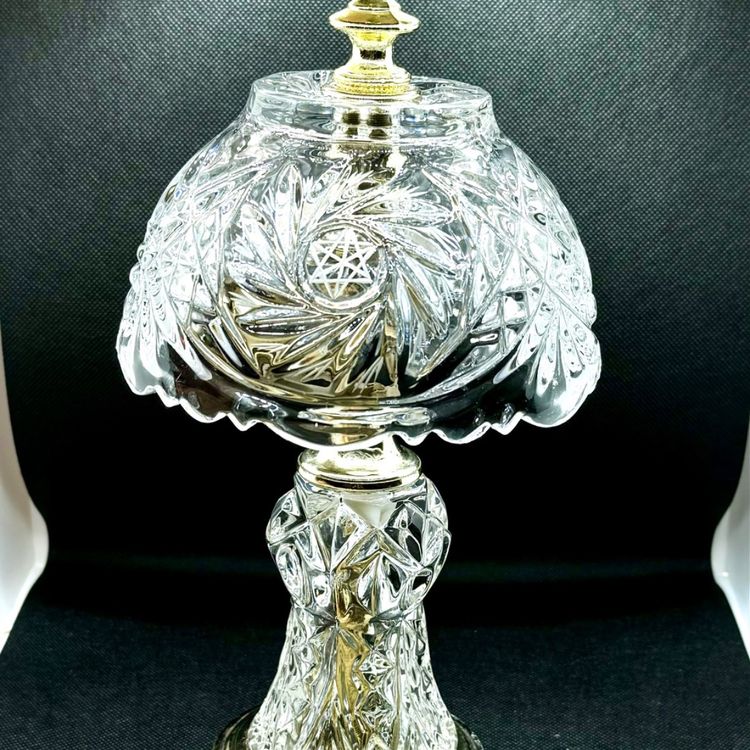 Vintage Boudoir Small Table Night Light Lamp Handcrafted Pinwheel Cut Crystal Clear Glass