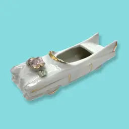 Vintage Bone China Convertible Caddy Car rose on hood & gold trim Japan as-is