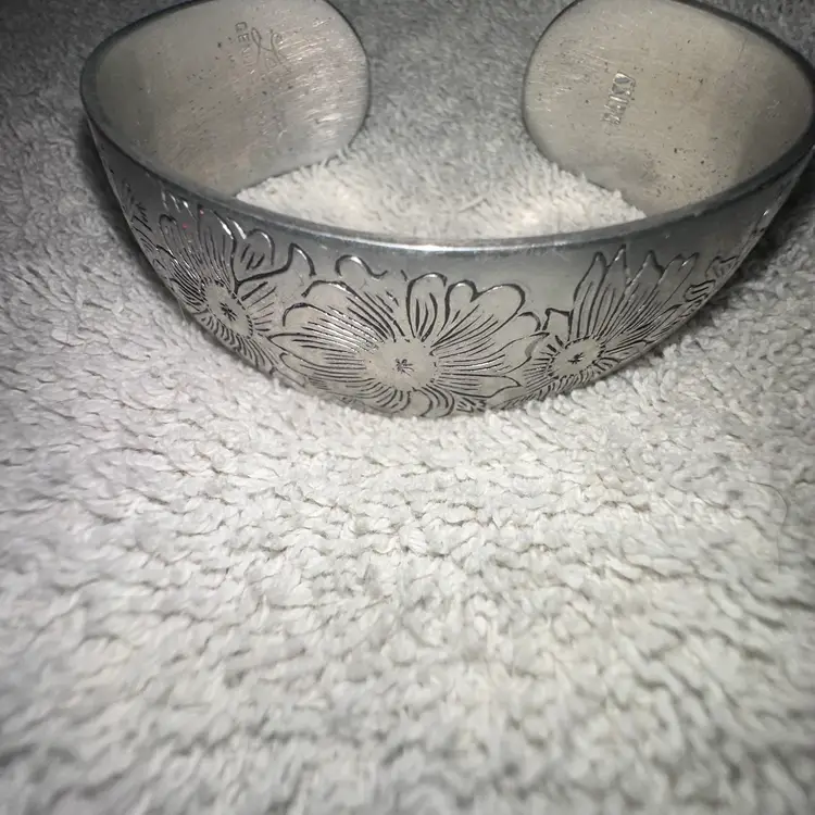 NOS Vintage Women's Leonard Genuine Pewter Floral Design Bracelet Etched Silver