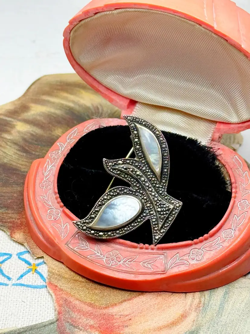 Sterling Silver Dove Mother Of Pearl Marcasite Brooch 1.5”