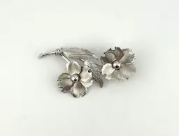 Vintage Silver Tone Coro Flower Brooch 3.25”x 2“