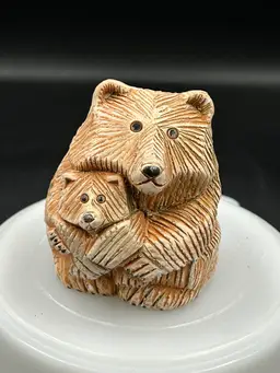 Artesania Rinconada Bear With Cub Figurine, Uruguay
