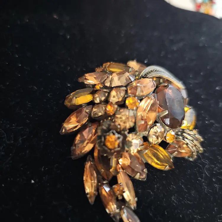 Schrager Vintage Amber Rhinestone Brooch